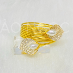 Vòng Lò Xo Kết Hoa Hột Bẹc 