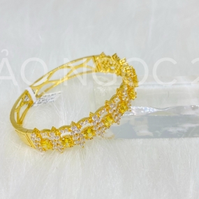 Vòng Hột Vàng Kết Viền Tấm 