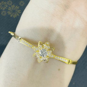 Vòng Tay 8 Cánh Đính Đá